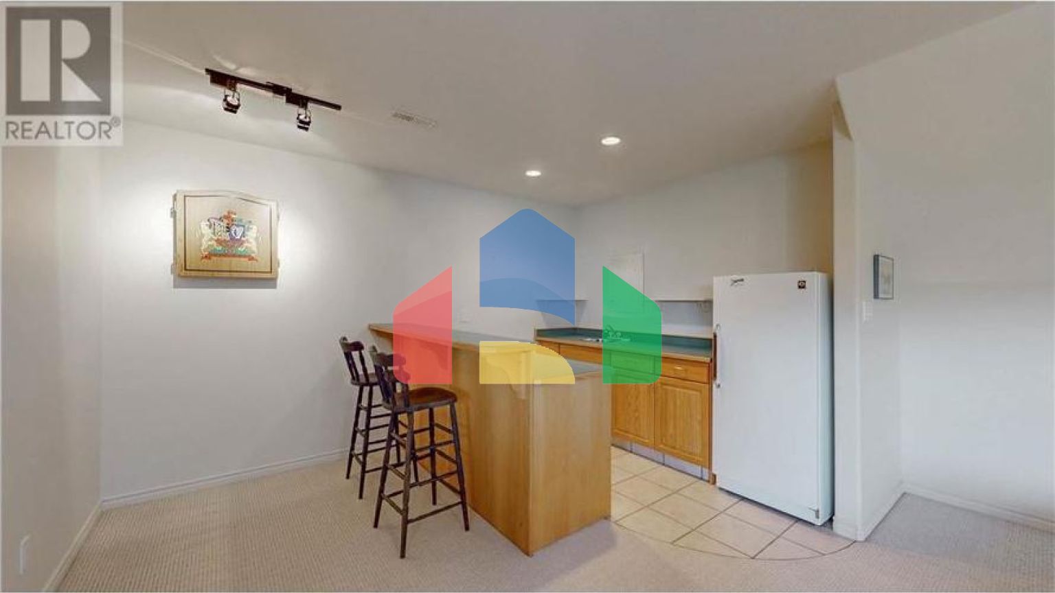 Residential - Single Family Home - Osoyoos, Canada - Canada