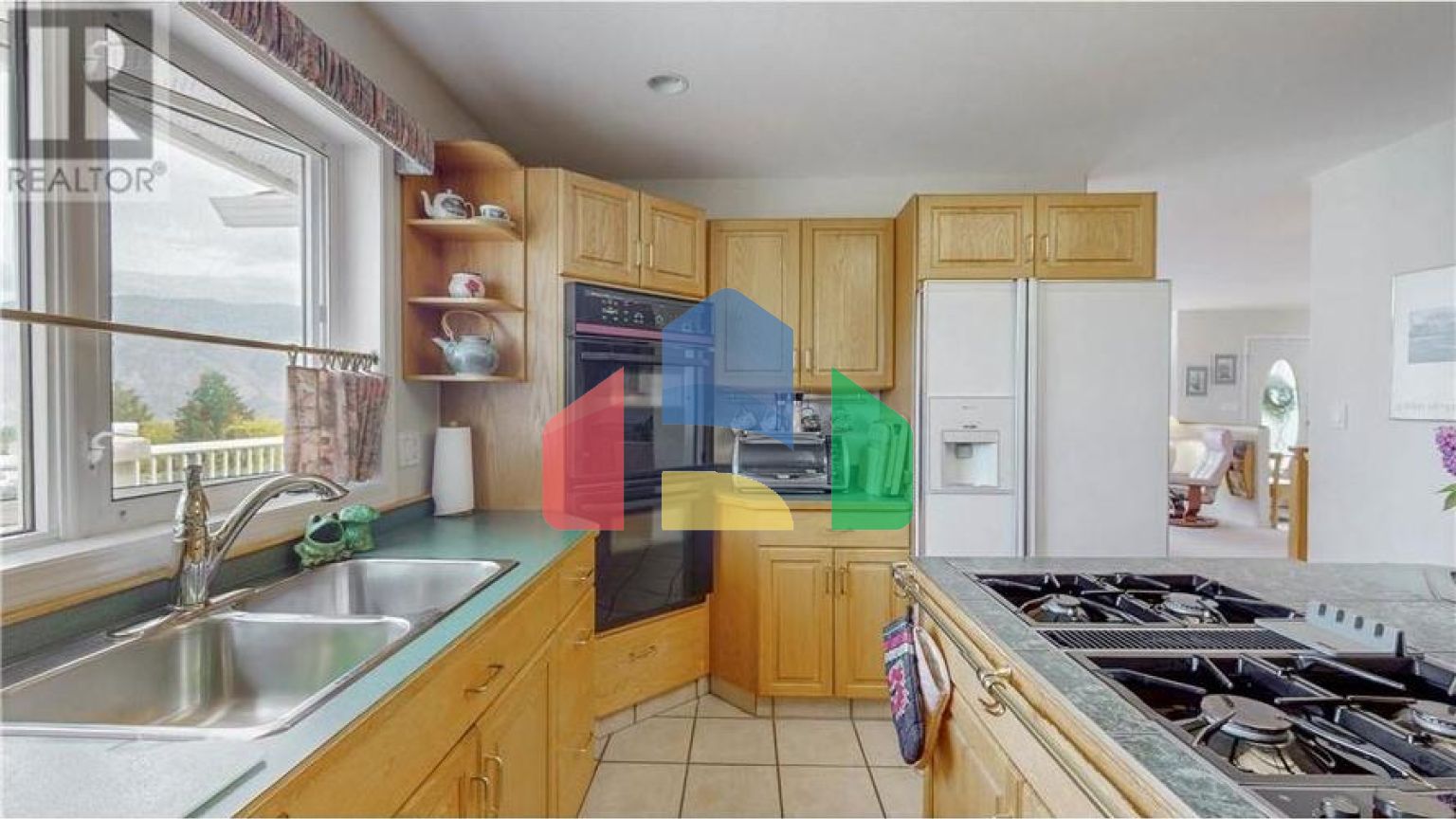 Residential - Single Family Home - Osoyoos, Canada - Canada