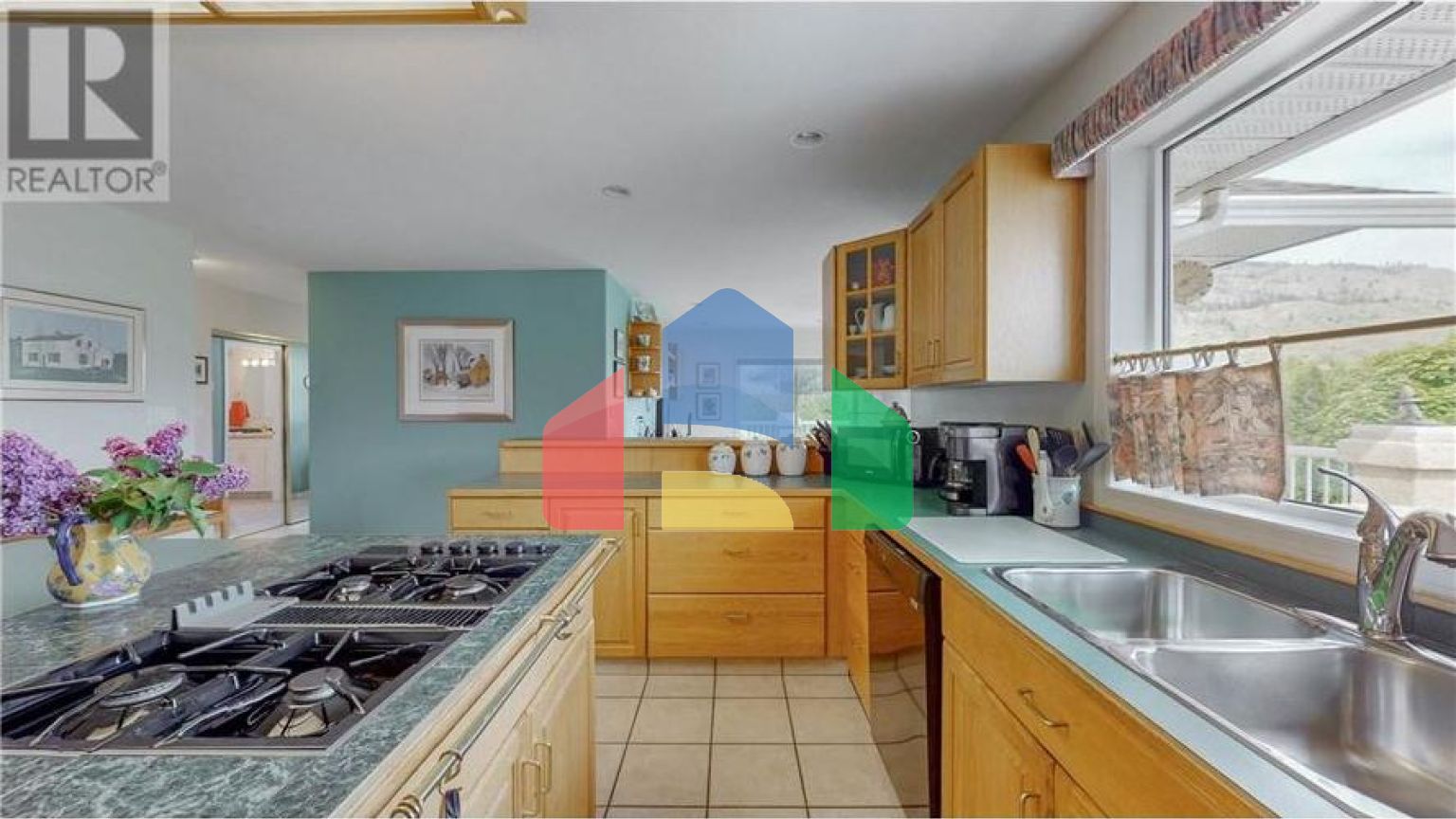 Residential - Single Family Home - Osoyoos, Canada - Canada