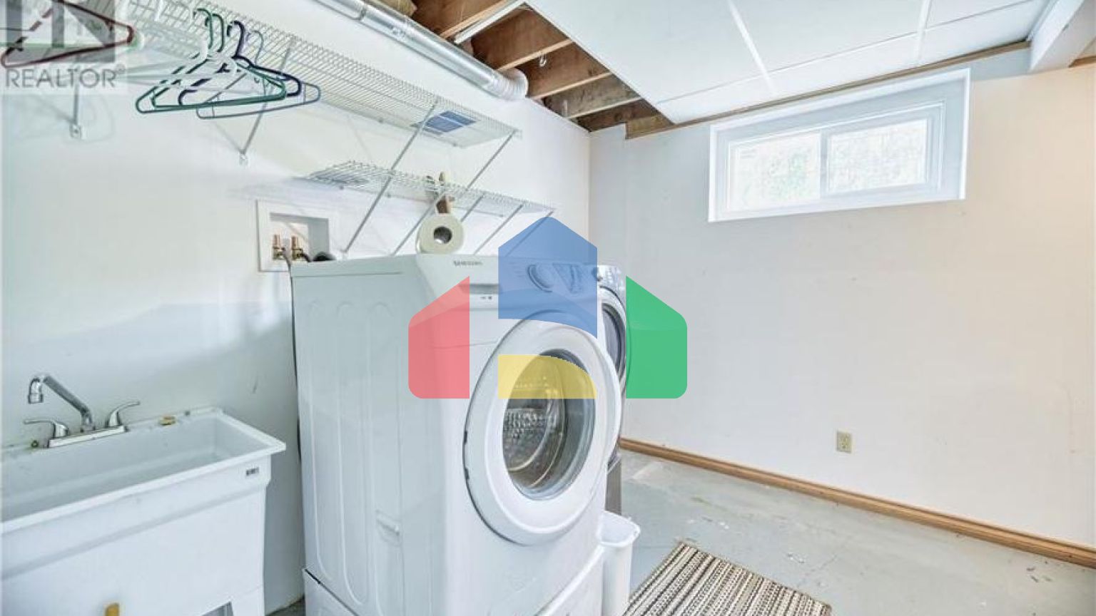 Residential - Single Family Home - Osoyoos, Canada - Canada