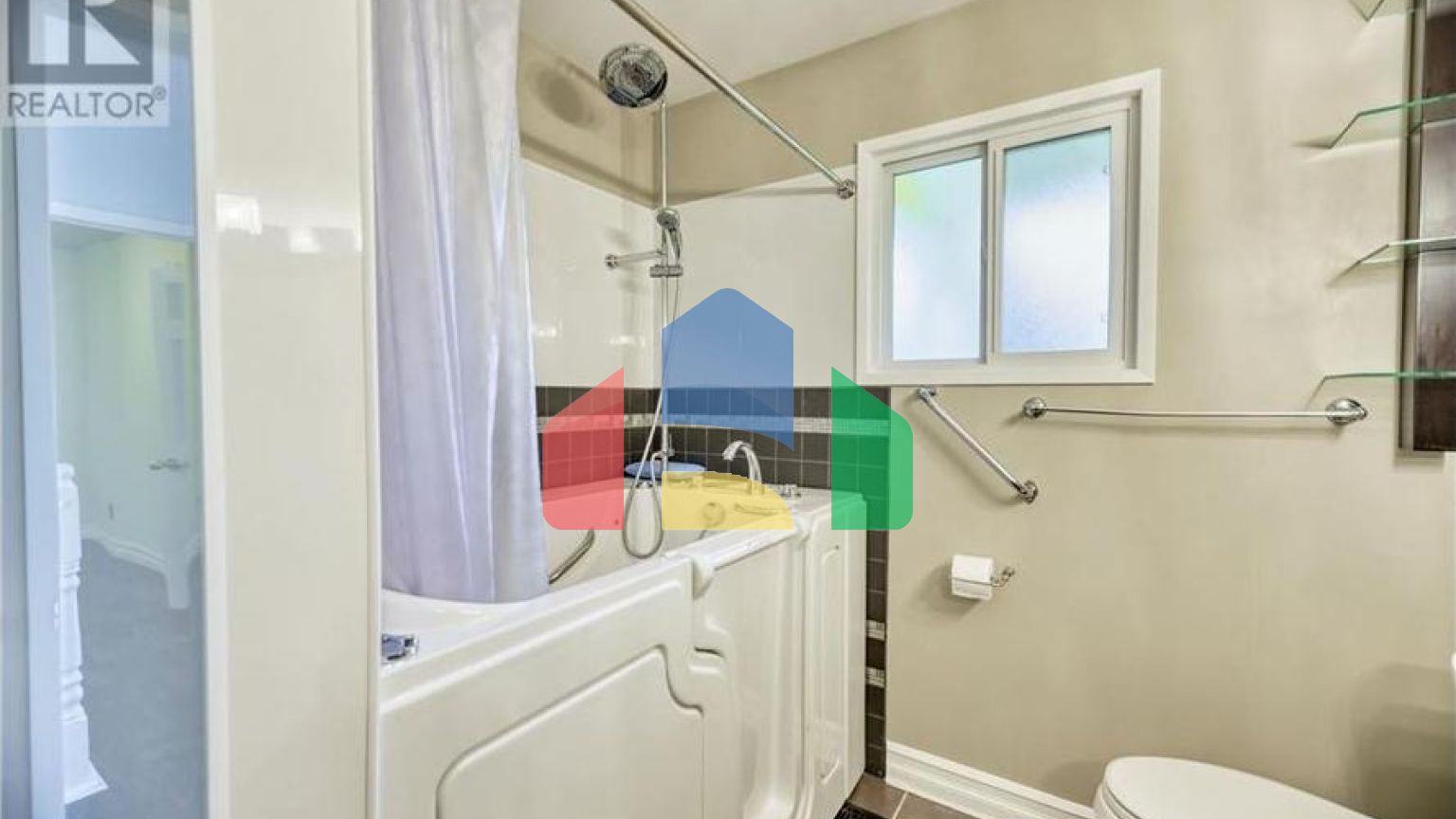 Residential - Single Family Home - Osoyoos, Canada - Canada