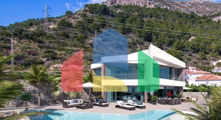 LUXURY VILLA WITH SEA VIEWS