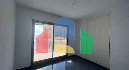 КРАСИВЫЙ ПЕНТХАУС С ВИДОМ НА МОРЕ В КАЛЬПЕ