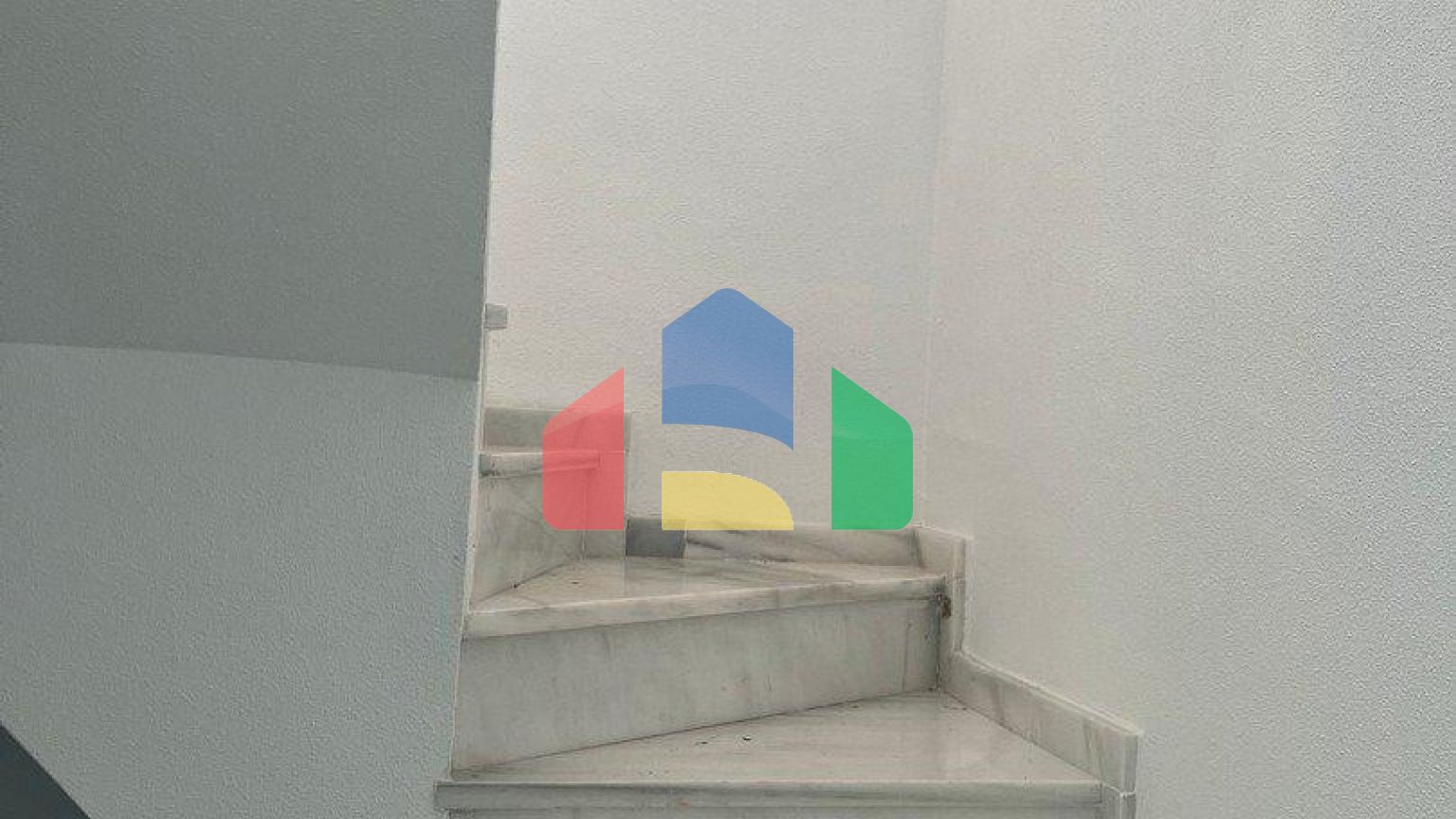 КРАСИВЫЙ ПЕНТХАУС С ВИДОМ НА МОРЕ В КАЛЬПЕ