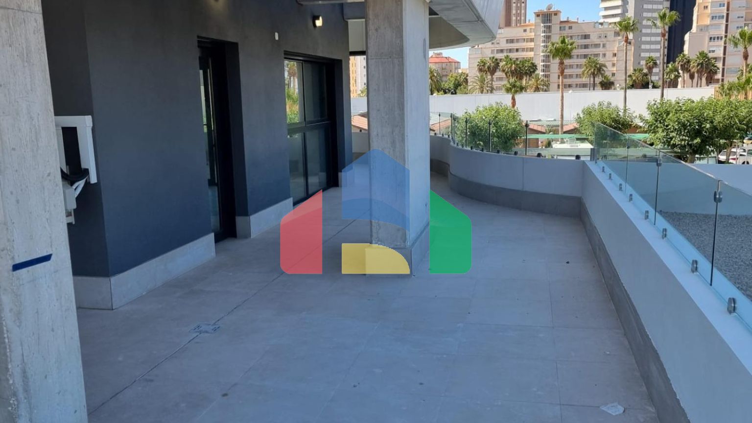 Новая квартира в Кальпе в 300 метрах от моря