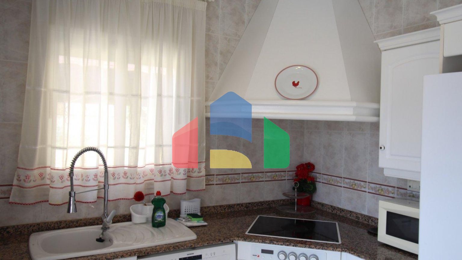 РОСКОШНАЯ ВИЛЛА В ГОРАХ С ВИДОМ НА МОРЕ