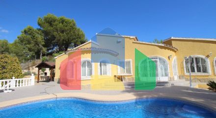 РОСКОШНАЯ ВИЛЛА В ГОРАХ С ВИДОМ НА МОРЕ