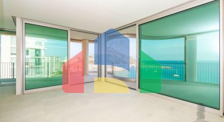 Дома с современным дизайном и высокими технологиями на первой линии Дома с современным дизайном и высокими технологиями на первой линии