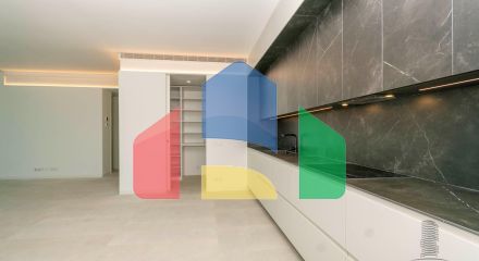 Дома с современным дизайном и высокими технологиями на первой линии Дома с современным дизайном и высокими технологиями на первой линии