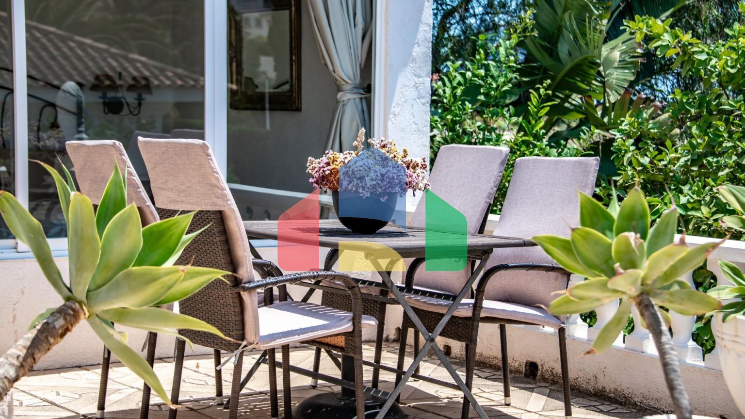 Вилла с панорамным видом на море в Canuta de Ifach, Кальпе