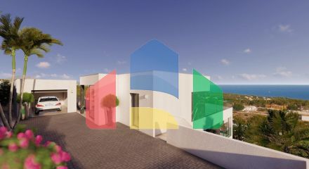 LUXURY VILLA WITH SEA VIEWS IN COASTAL VILLAGE