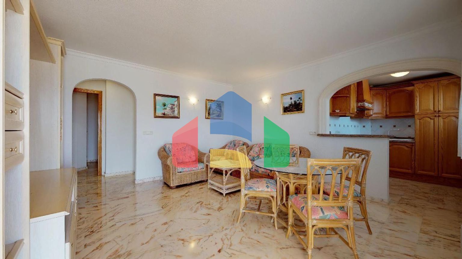 ЭКСКЛЮЗИВНАЯ ВИЛЛА В КАЛЬПЕ С ПРЕКРАСНЫМ ВИДОМ НА МОРЕ