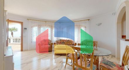 ЭКСКЛЮЗИВНАЯ ВИЛЛА В КАЛЬПЕ С ПРЕКРАСНЫМ ВИДОМ НА МОРЕ