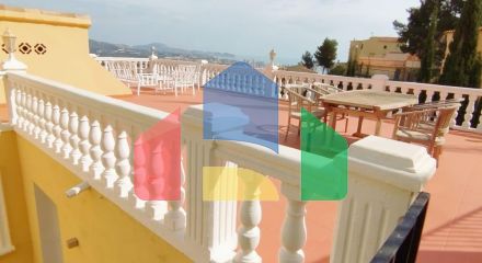 Exclusive villa in Calpe with panoramic views  and great investment opportunity
