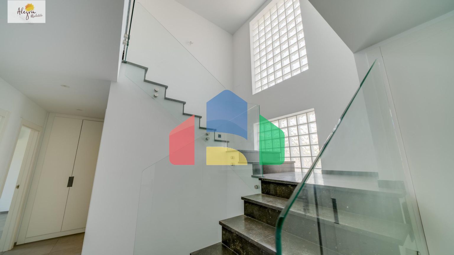 Вилла в Кальпе ID F0341