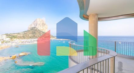 Дома с современным дизайном и высокими технологиями на первой линии Дома с современным дизайном и высокими технологиями на первой линии