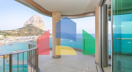 Дома с современным дизайном и высокими технологиями на первой линии Дома с современным дизайном и высокими технологиями на первой линии