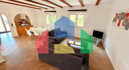 Эксклюзивная средиземноморская вилла в Кальпе с большим бассейном и панорамным видом