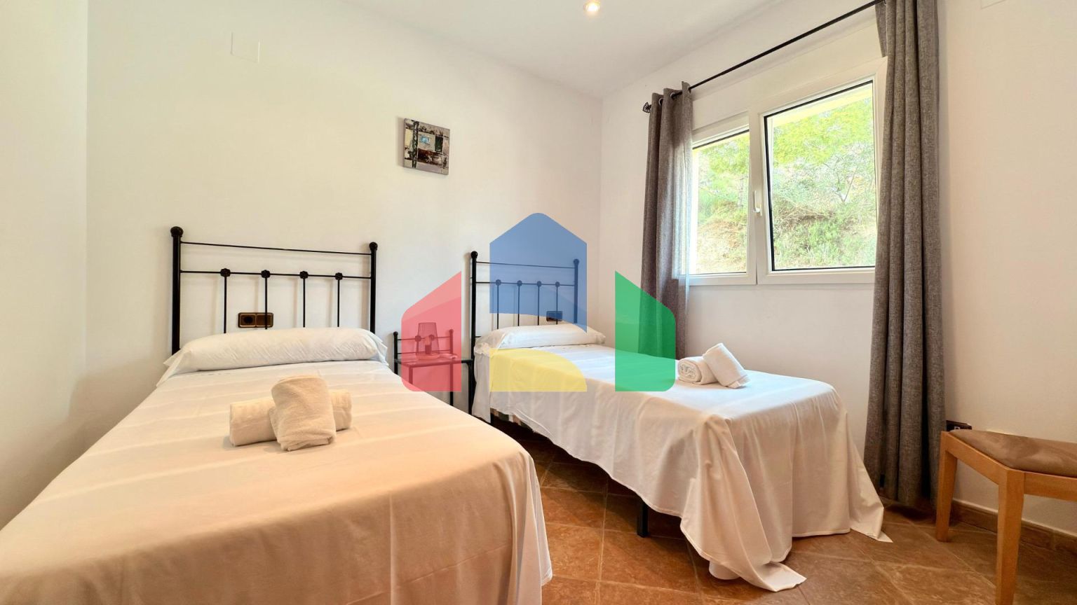 Эксклюзивная средиземноморская вилла в Кальпе с большим бассейном и панорамным видом