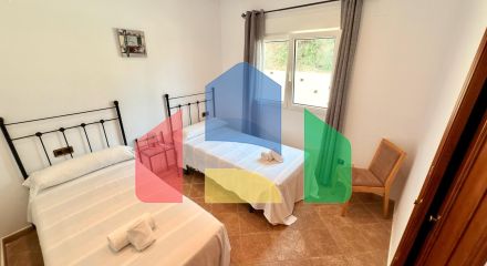 Эксклюзивная средиземноморская вилла в Кальпе с большим бассейном и панорамным видом