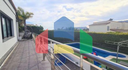 ВИЛЛА В КАЛЬПЕ НА ПРОДАЖУ