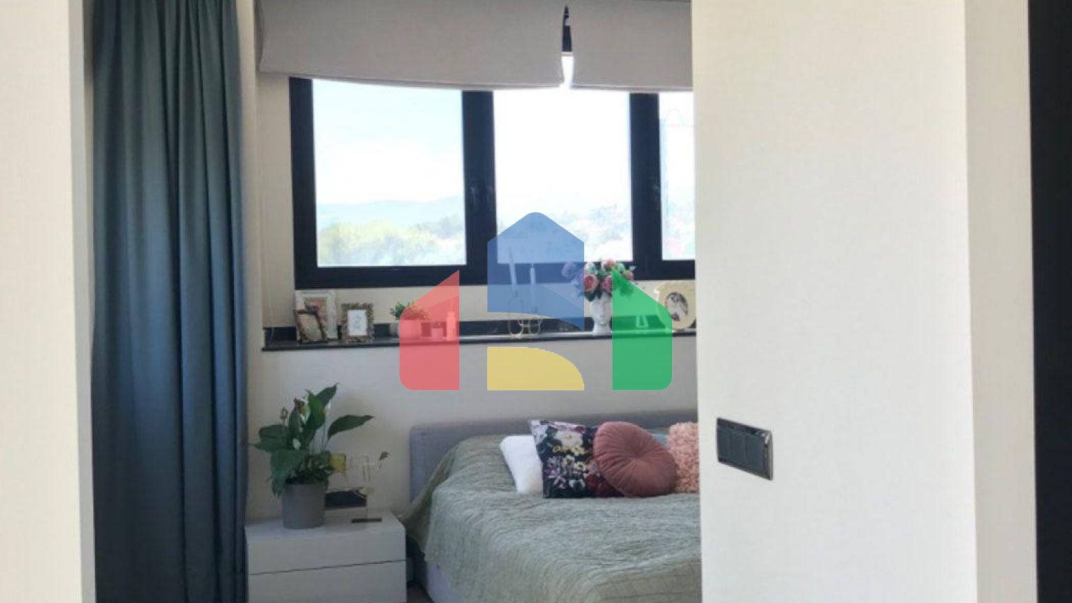 ВИЛЛА В КАЛЬПЕ НА ПРОДАЖУ