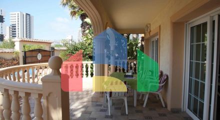 Your Mediterranean Paradise in Calpe – Luxury Villa Just 450 m from the Beach