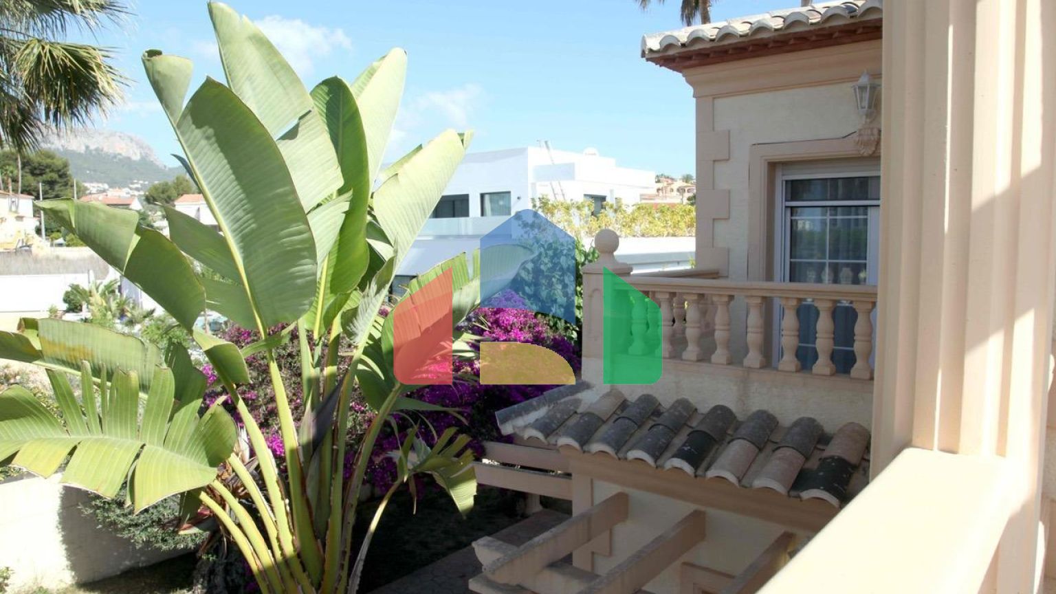 Ваш средиземноморский рай в Кальпе – Роскошная вилла в 450 м от пляжа