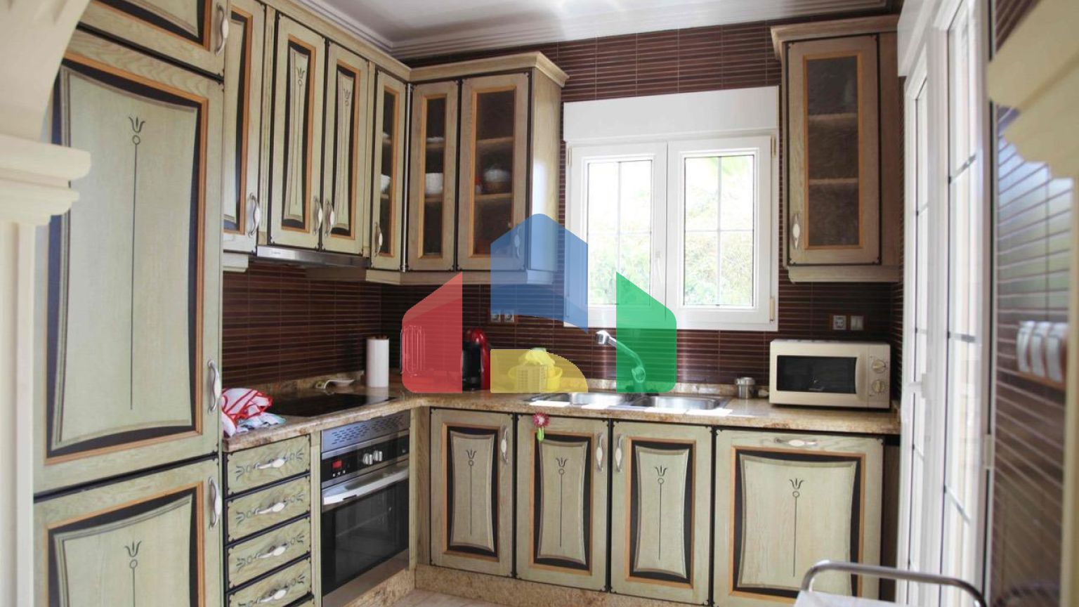 Ваш средиземноморский рай в Кальпе – Роскошная вилла в 450 м от пляжа