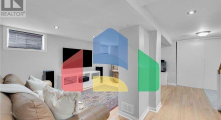 Residential - Single Family Home - Ottawa, Canada - Canada