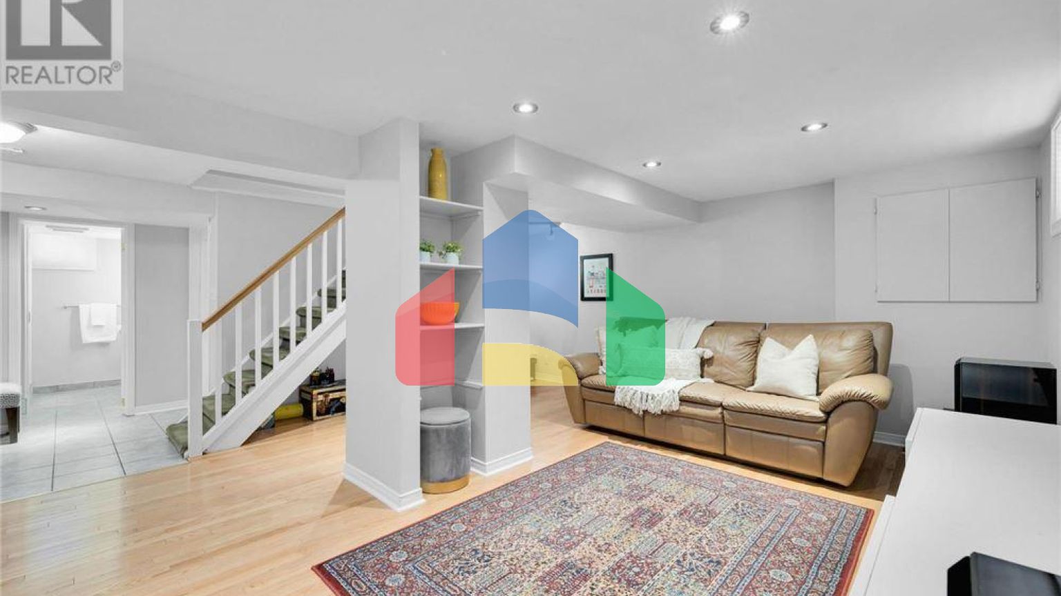 Residential - Single Family Home - Ottawa, Canada - Canada