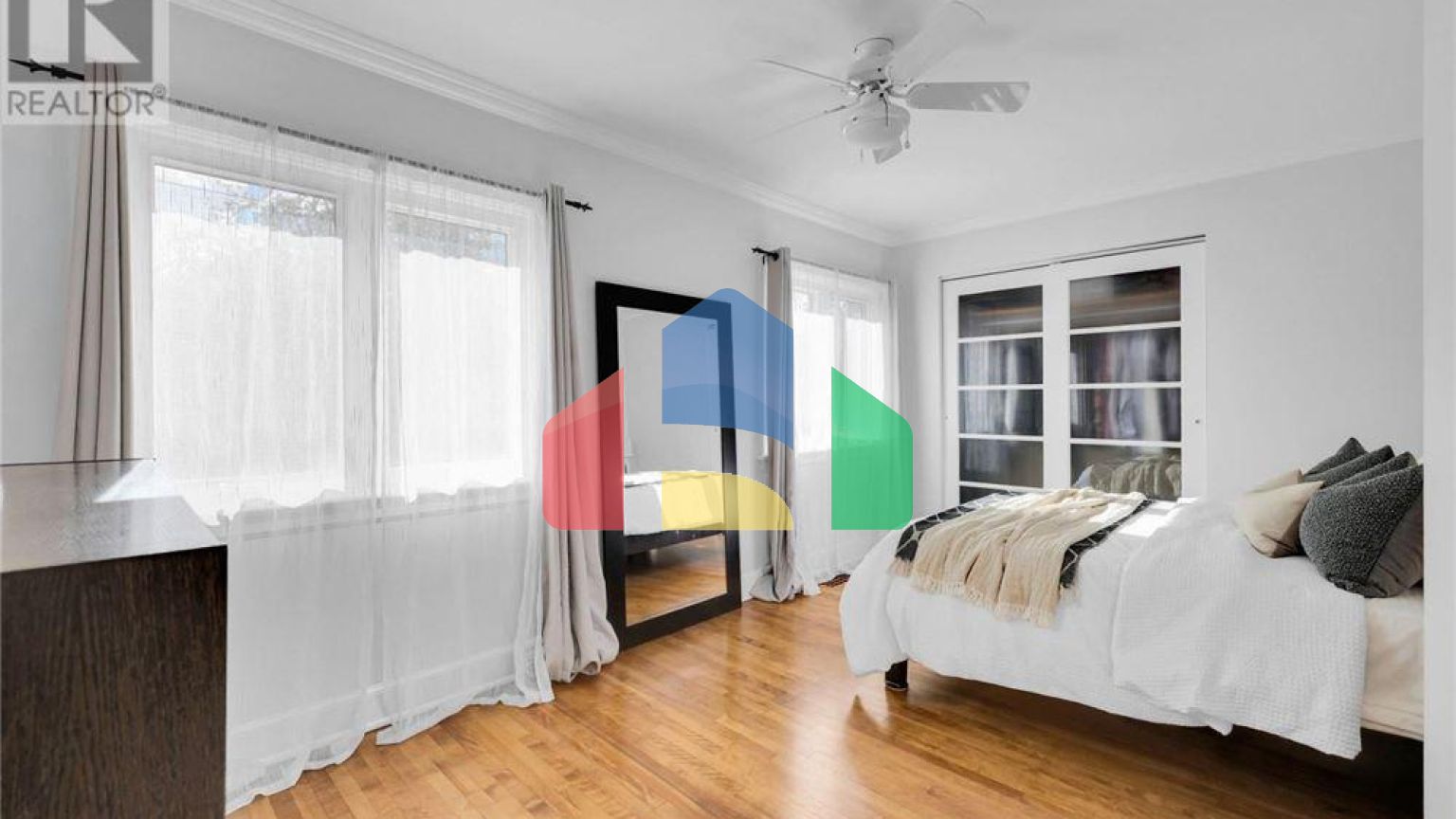 Residential - Single Family Home - Ottawa, Canada - Canada