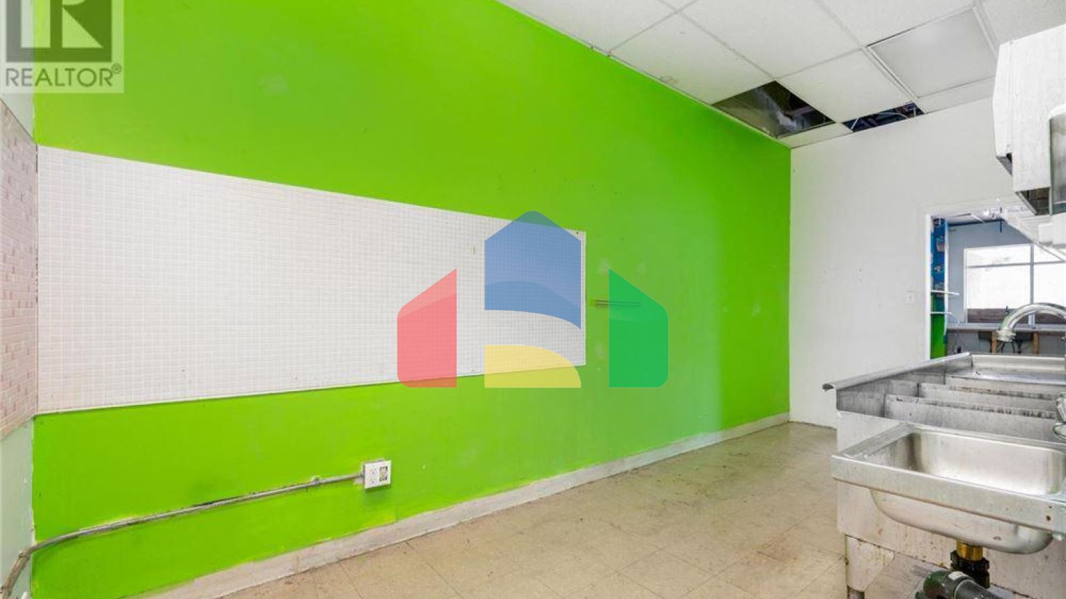 Commercial - Commercial/Retail - Ottawa, Canada - Canada