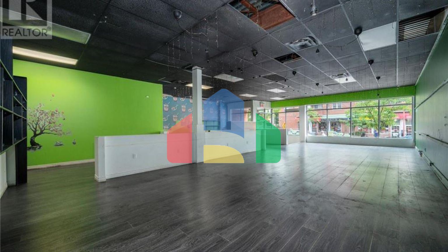 Commercial - Commercial/Retail - Ottawa, Canada - Canada