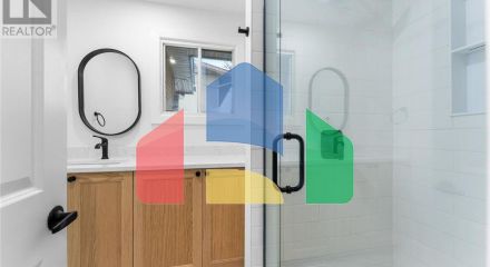 Residential - Single Family Home - Ottawa, Canada - Canada