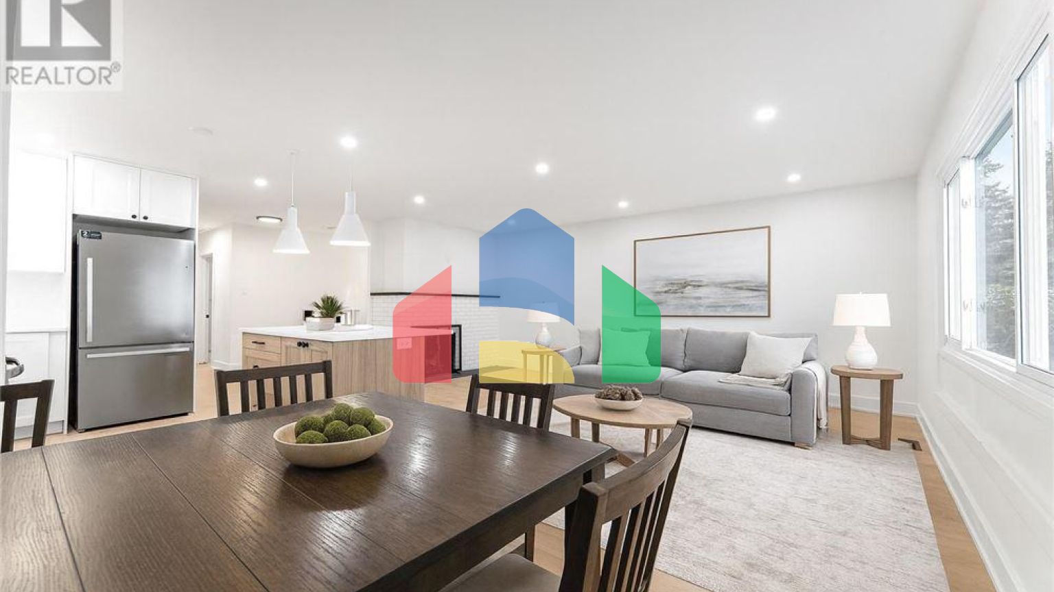 Residential - Single Family Home - Ottawa, Canada - Canada