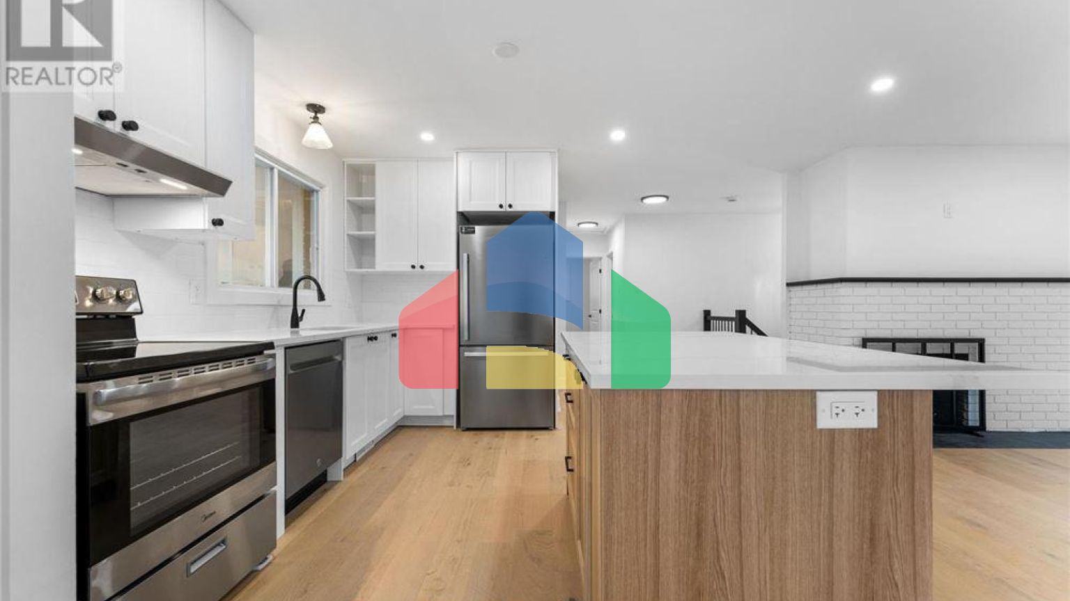 Residential - Single Family Home - Ottawa, Canada - Canada