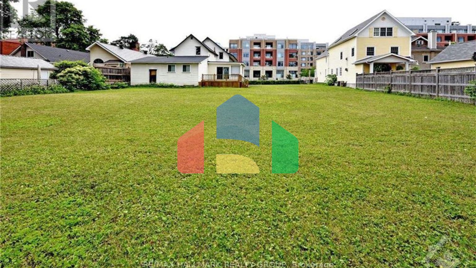 Residential - Vacant Land - Ottawa, Canada - Canada