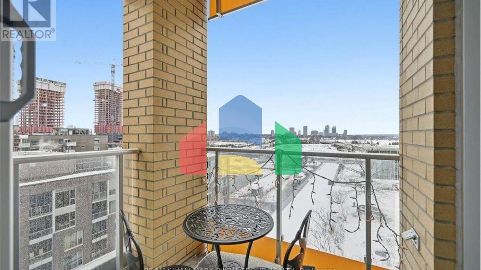 Residential - Condo/Apartment - Ottawa, Canada - Canada