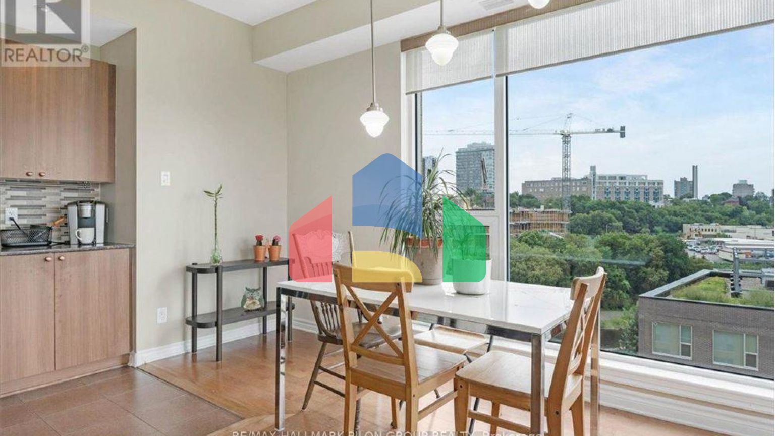 Residential - Condo/Apartment - Ottawa, Canada - Canada