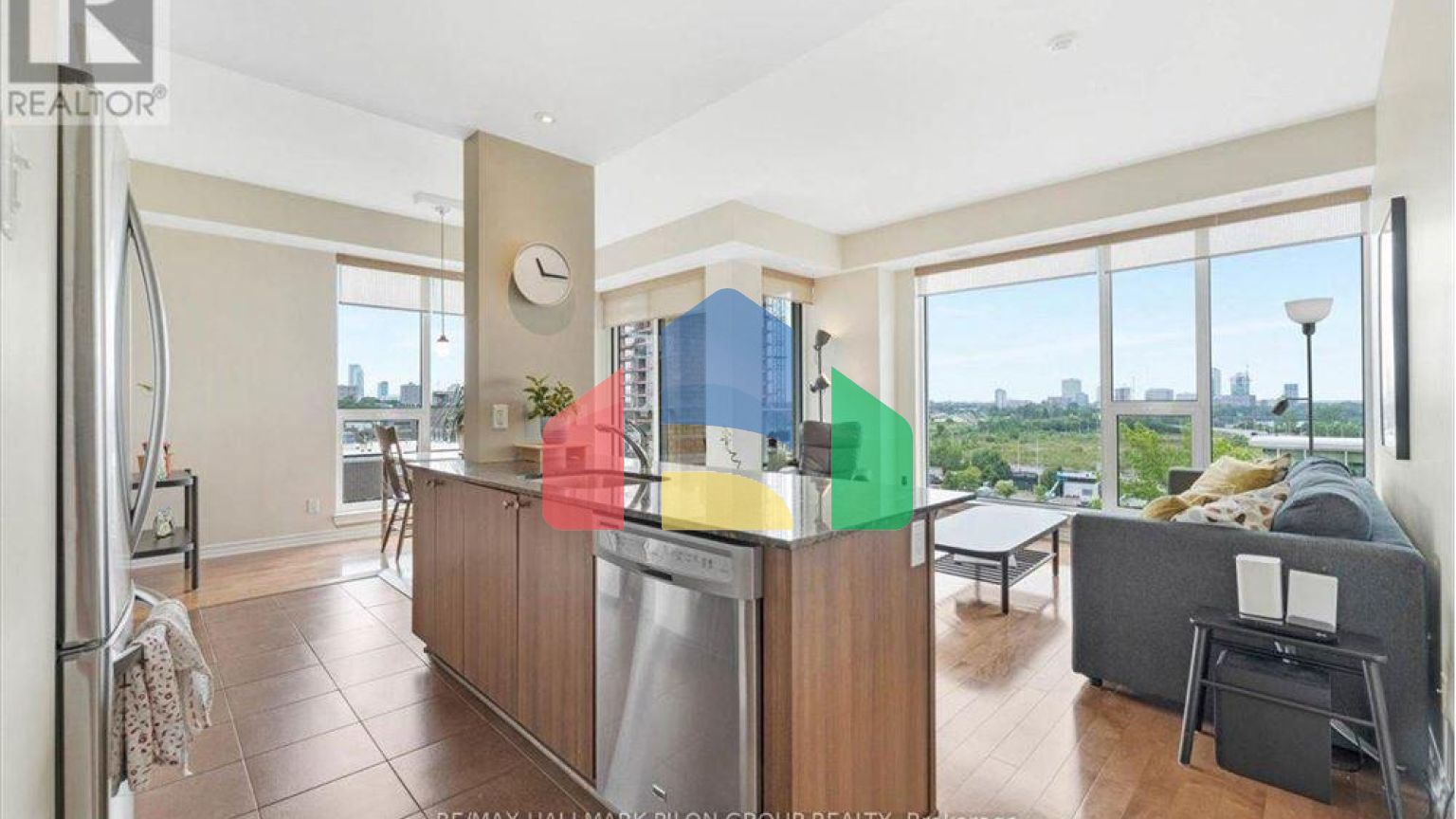 Residential - Condo/Apartment - Ottawa, Canada - Canada