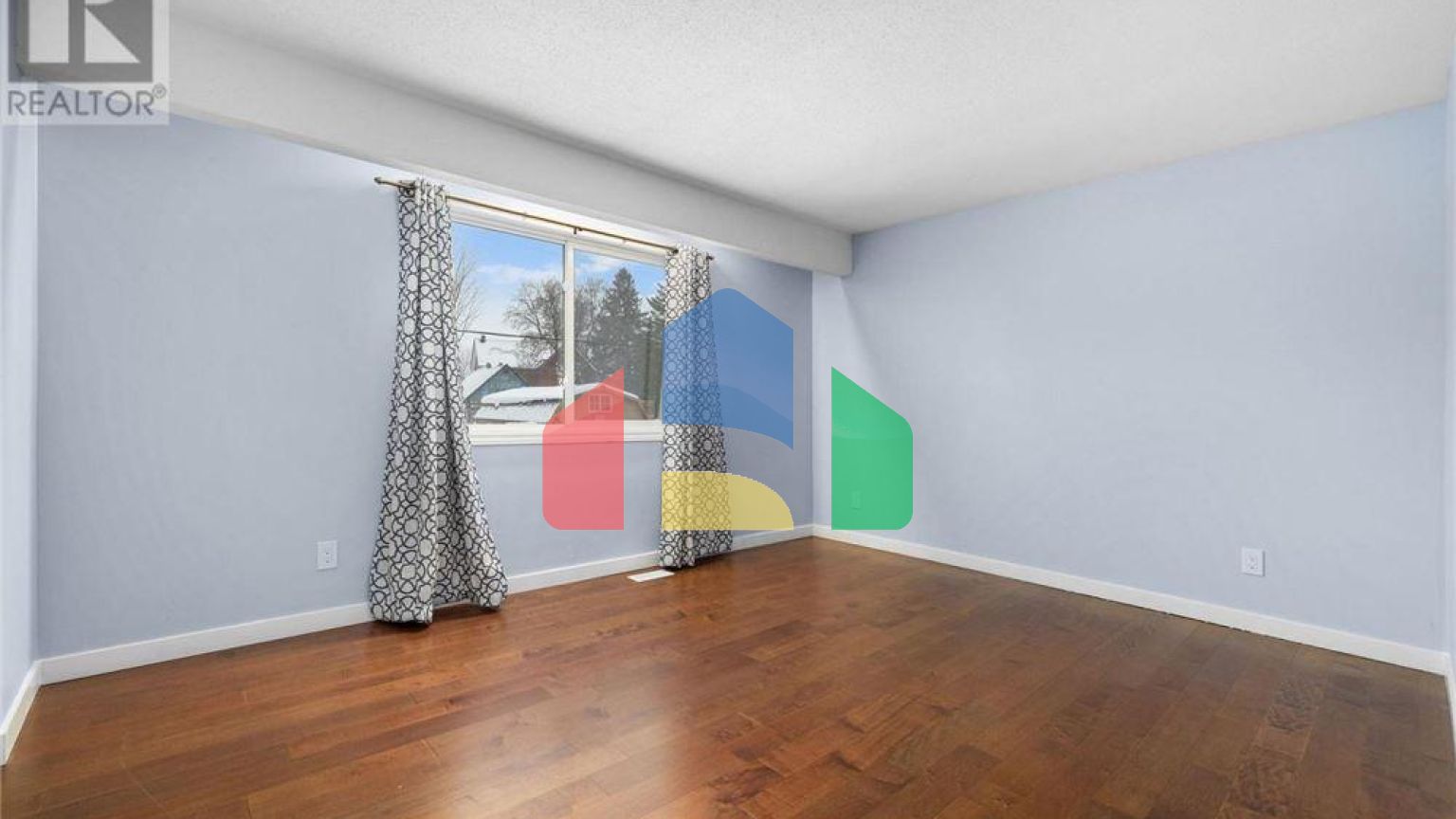 Residential - Single Family Home - Ottawa, Canada - Canada