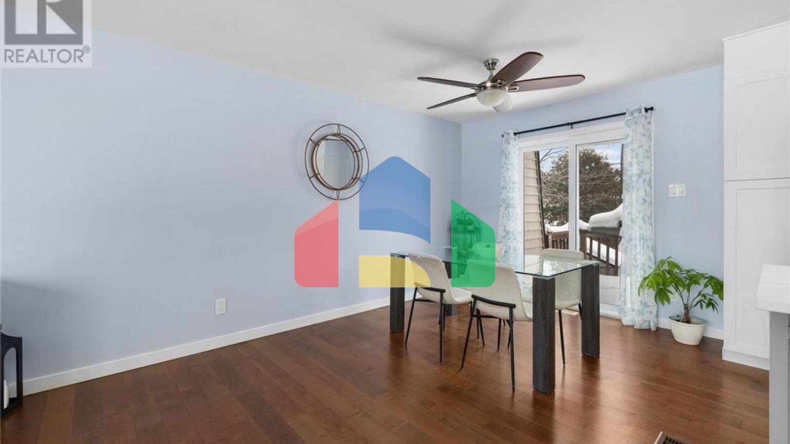 Residential - Single Family Home - Ottawa, Canada - Canada