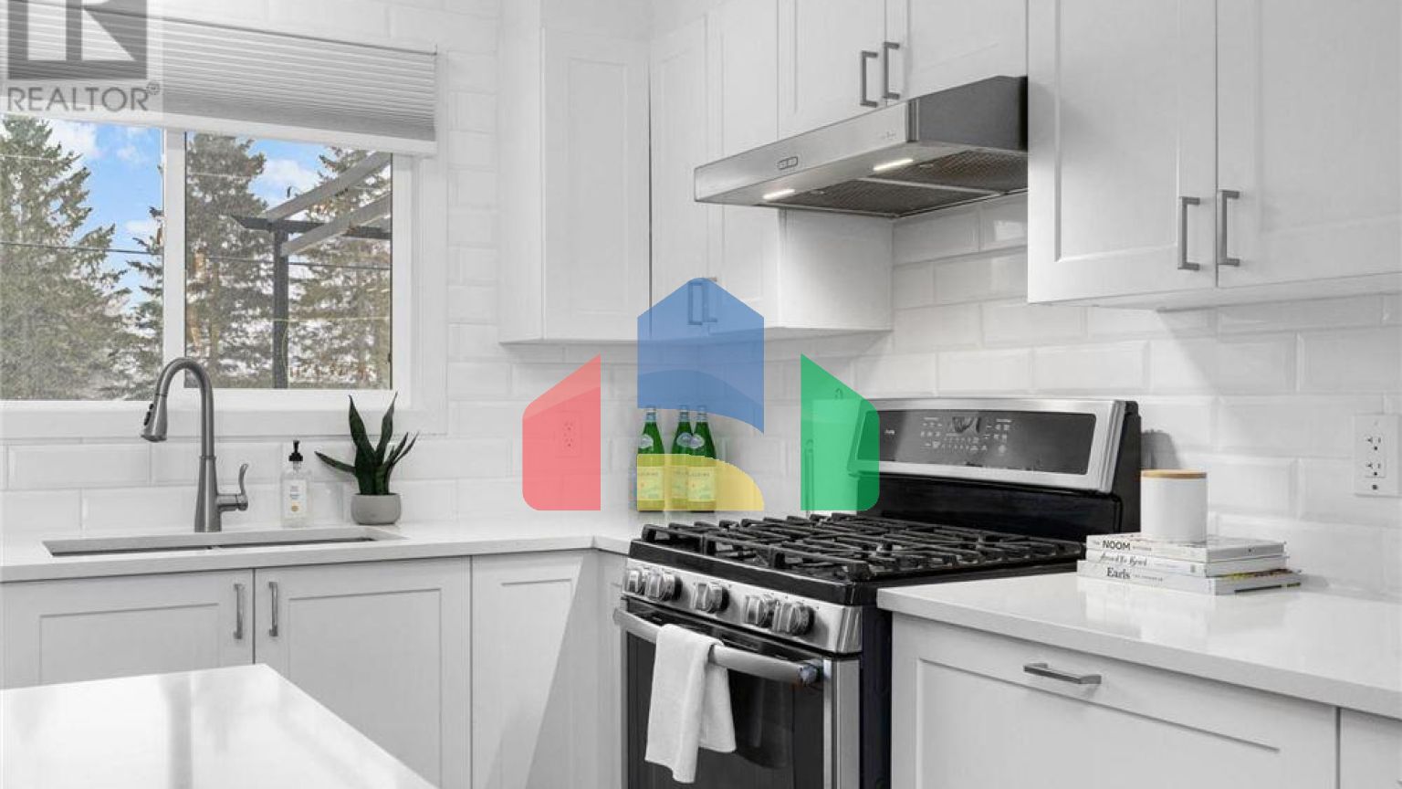 Residential - Single Family Home - Ottawa, Canada - Canada