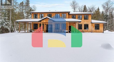 Residential - Single Family Home - Ottawa, Canada - Canada