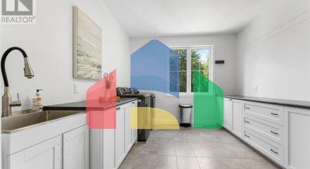 Residential - Single Family Home - Ottawa, Canada - Canada