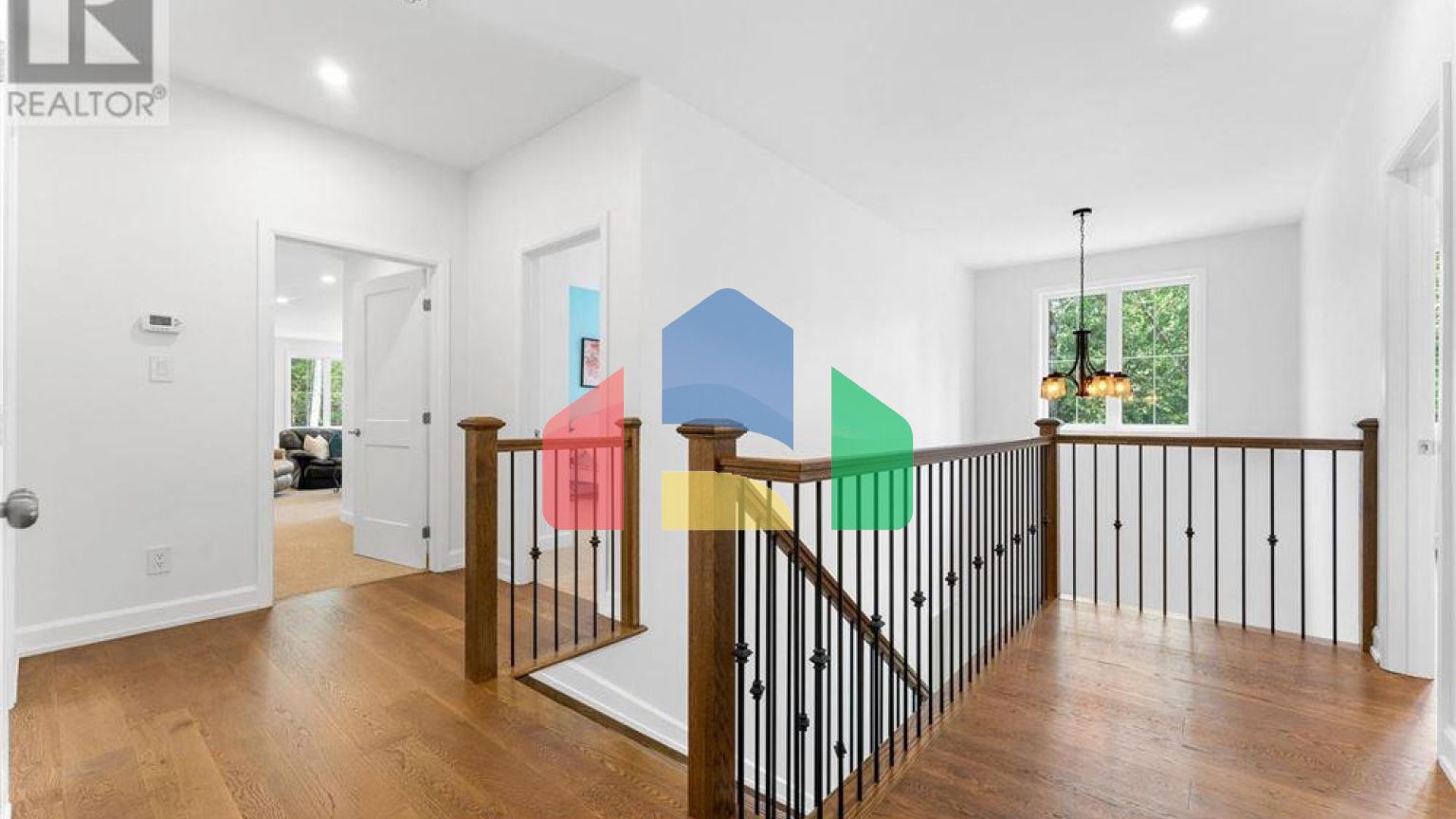 Residential - Single Family Home - Ottawa, Canada - Canada