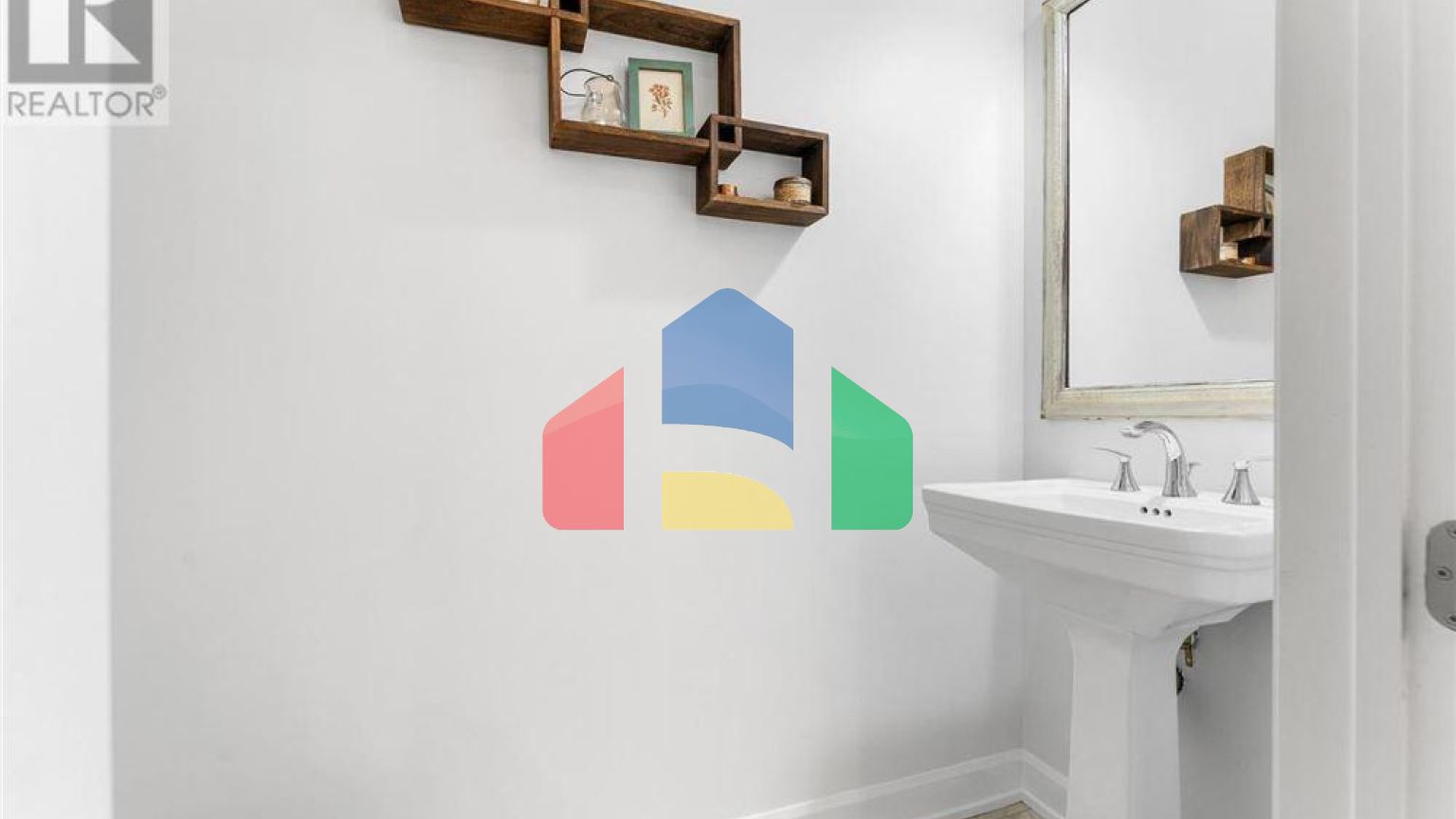 Residential - Single Family Home - Ottawa, Canada - Canada