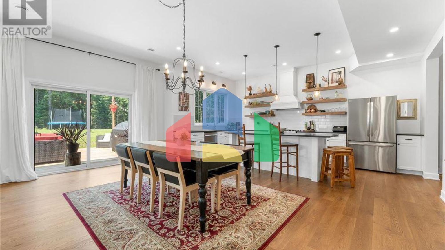 Residential - Single Family Home - Ottawa, Canada - Canada