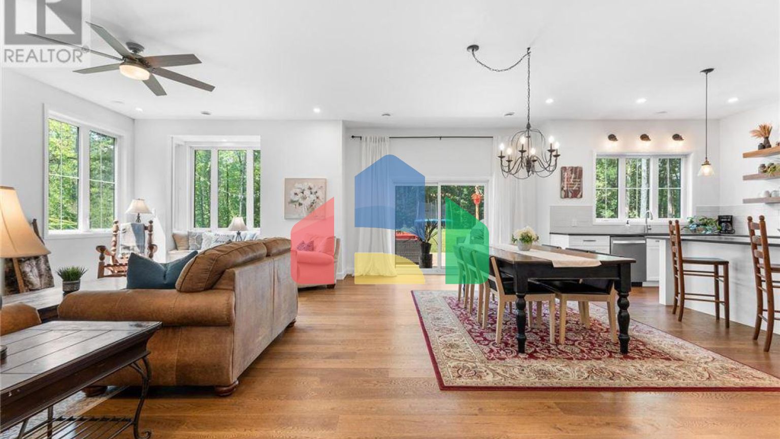 Residential - Single Family Home - Ottawa, Canada - Canada